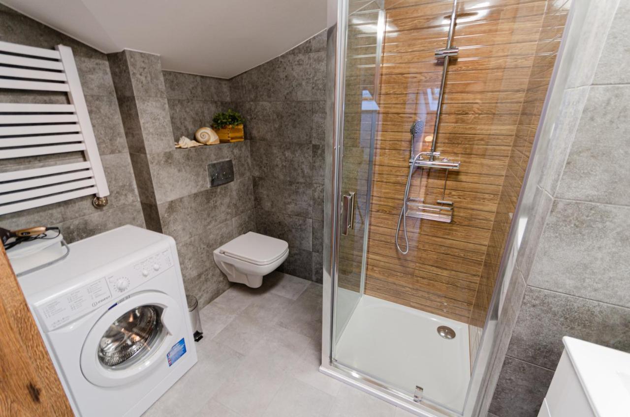 קרקוב Bronowicka Premium Apartment - 52M2 With Private Parking מראה חיצוני תמונה