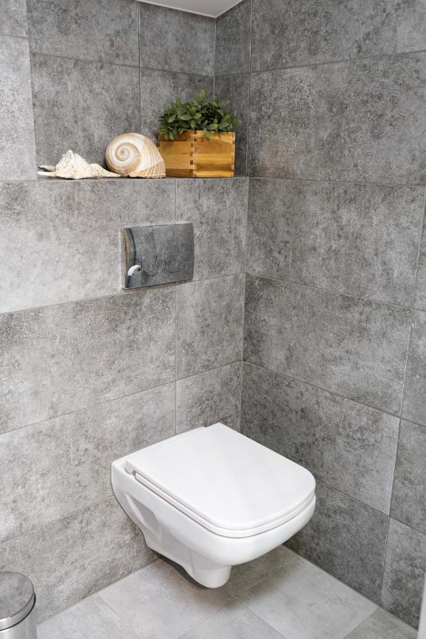 קרקוב Bronowicka Premium Apartment - 52M2 With Private Parking מראה חיצוני תמונה