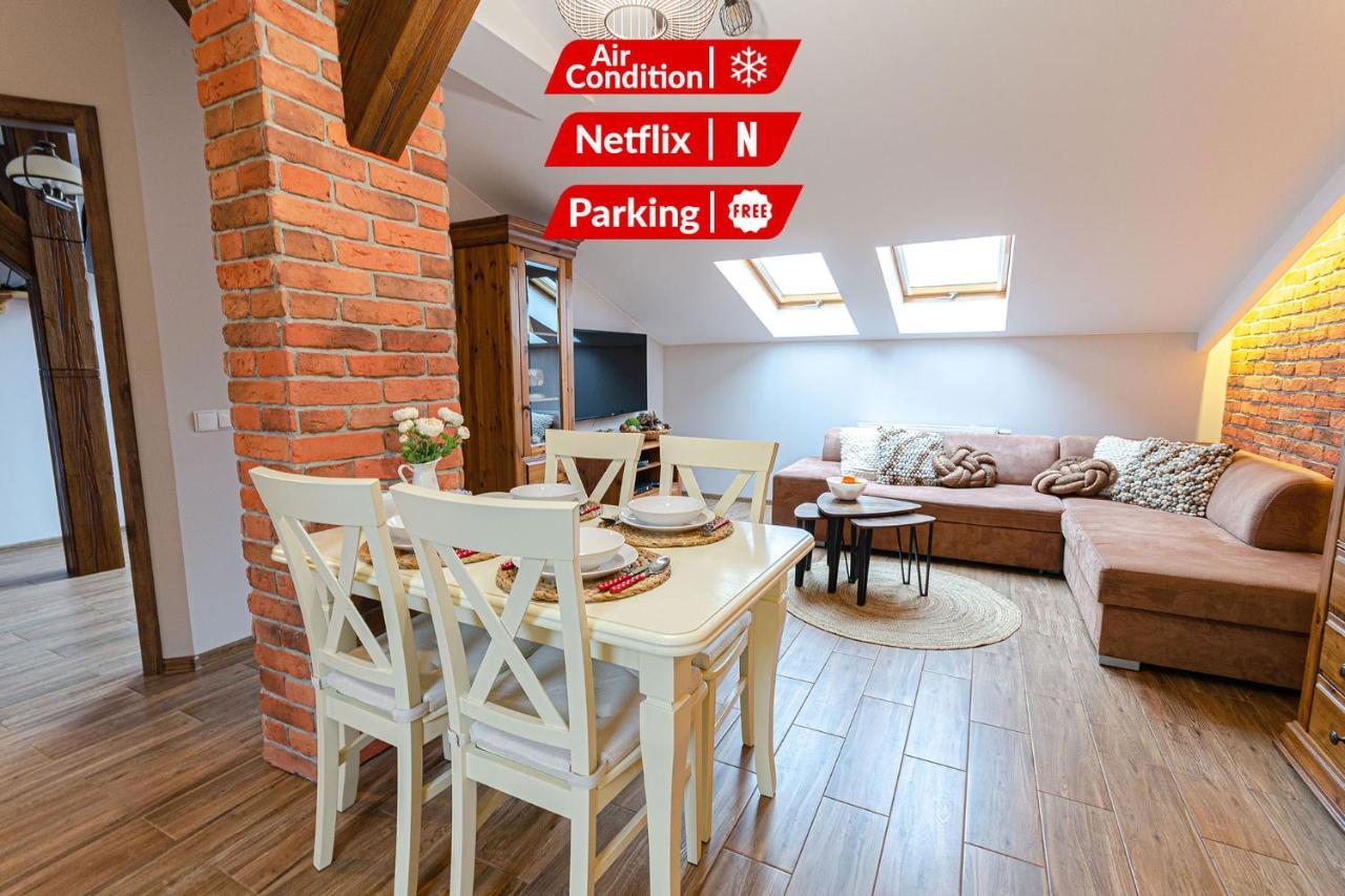 קרקוב Bronowicka Premium Apartment - 52M2 With Private Parking מראה חיצוני תמונה